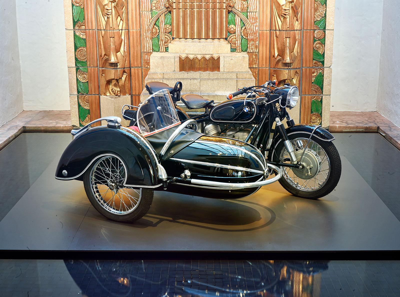 Motorcycle and sidecar